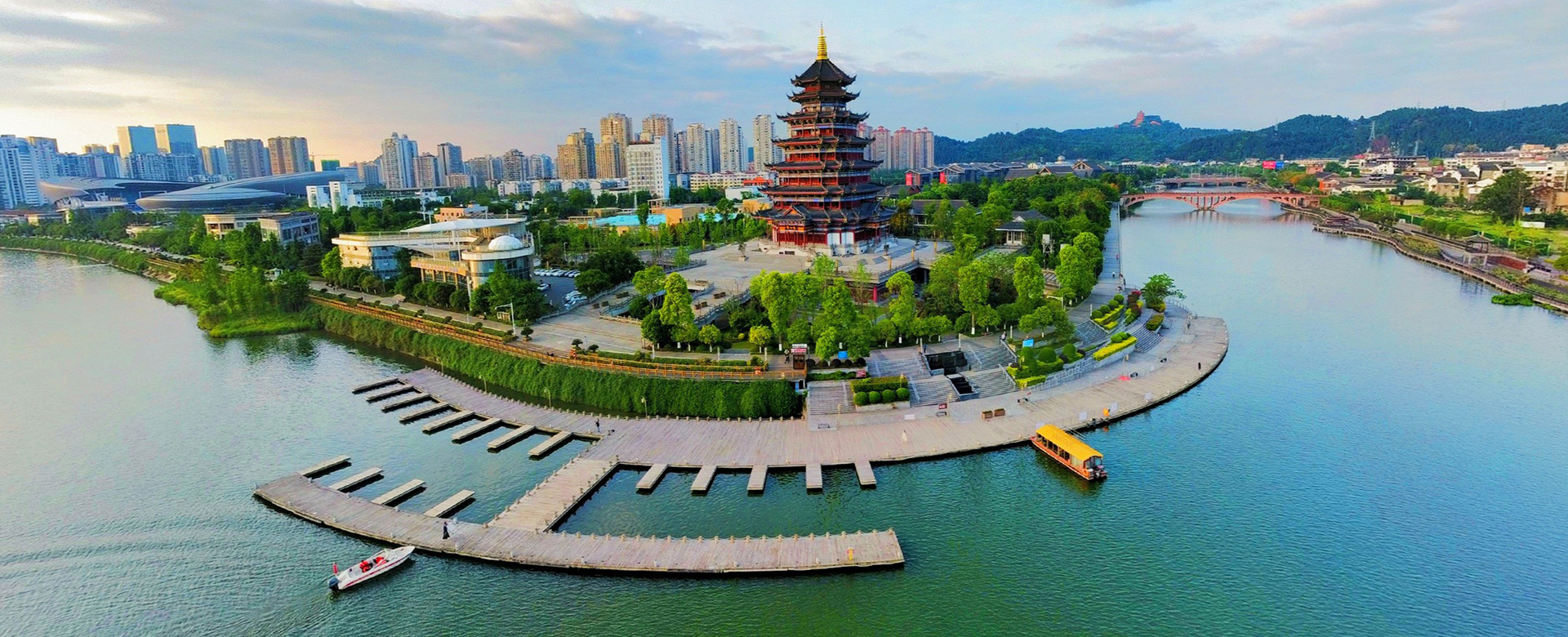 興企愛(ài)崗、志美行厲、建功立業(yè)